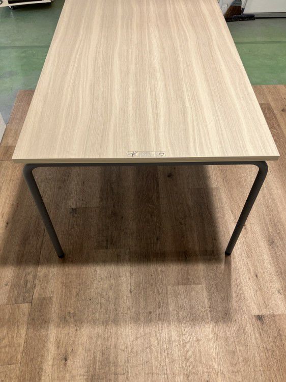 コクヨデイズオフィス パイルパイプシリーズ ミーティングテーブル 商品画像7