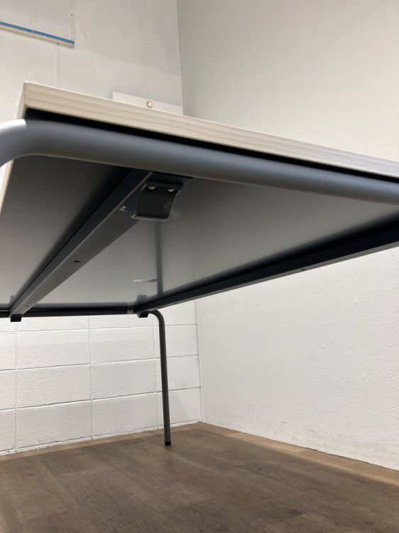 コクヨデイズオフィス パイルパイプシリーズ ミーティングテーブル 商品画像5