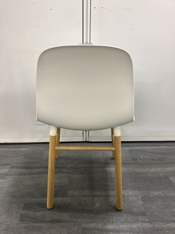 フォームシリーズ ミーティングチェア 商品画像3