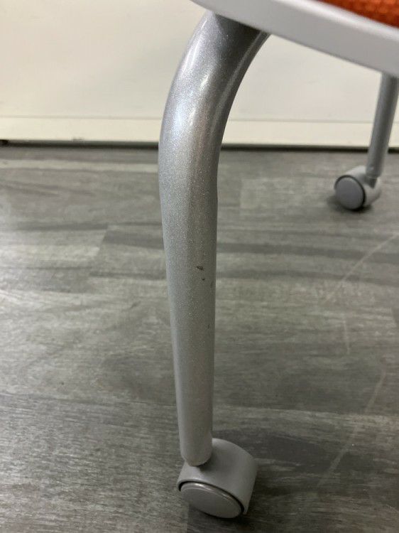 ウチダ（内田洋行）MF-180シリーズ スタッキングチェア 商品画像12