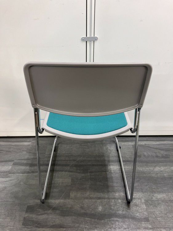 コクヨCK-890シリーズ スタッキングチェア 商品画像4