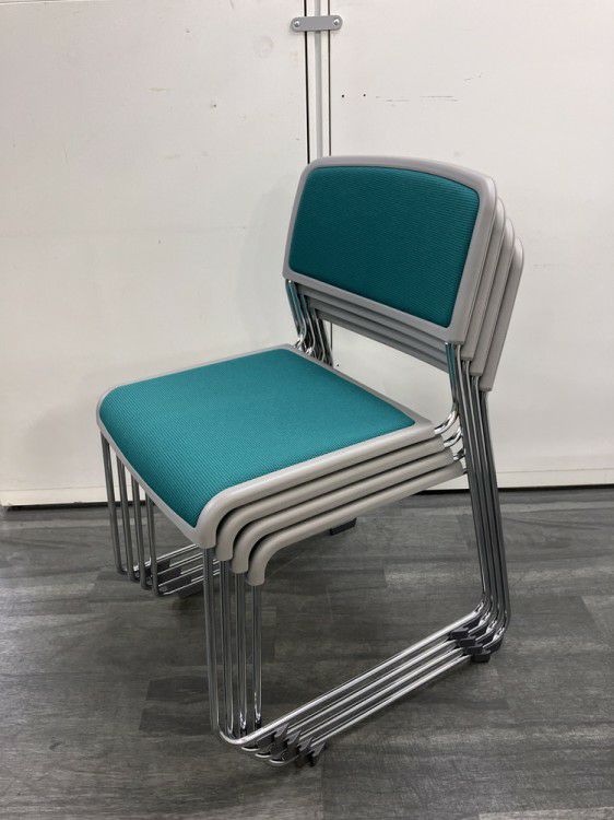 コクヨCK-890シリーズ スタッキングチェア 商品画像10