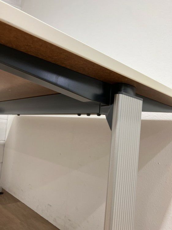 イトーキDEシリーズ ミーティングテーブル 商品画像5