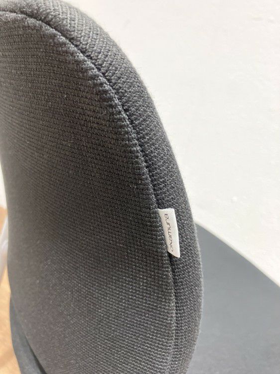 オカムラエレナⅡシリーズ スタッキングチェア 商品画像8