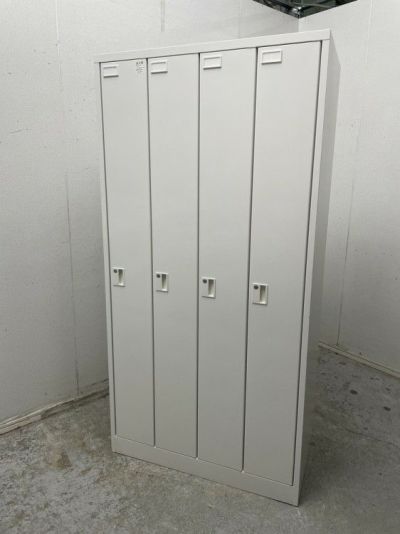 イトーキWN型ロッカーシリーズ 4人用ロッカー 商品画像1