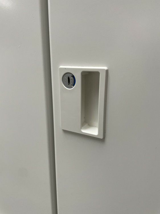 イトーキWN型ロッカーシリーズ 4人用ロッカー 商品画像6