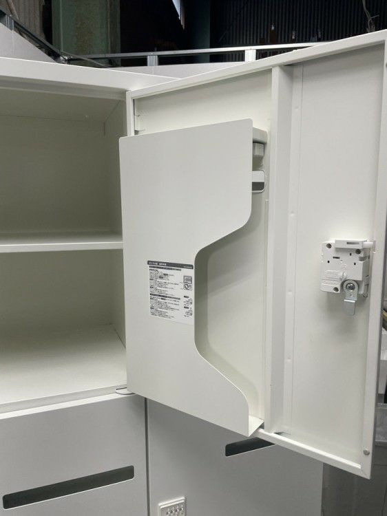 オカムラ6人用パソナルロッカー 商品画像9