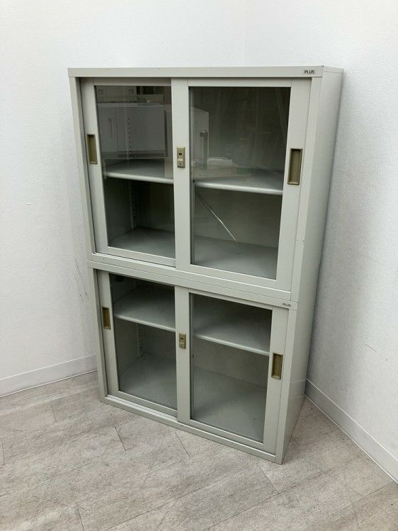 プラスA4対応書庫シリーズ ガラススライド上下書庫 商品画像1
