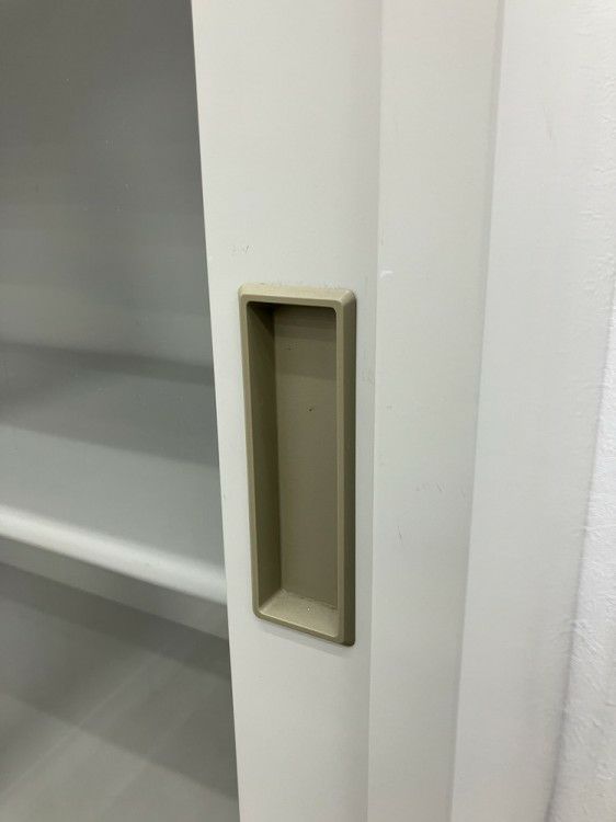 プラスA4対応書庫シリーズ ガラススライド上下書庫 商品画像11