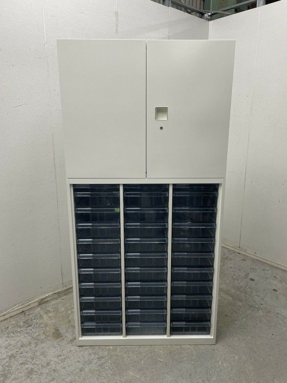 オカムラレクトラインシリーズ 両開きクリアトレー上下書庫 商品画像2