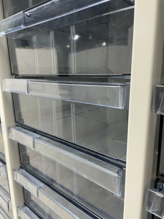 オカムラレクトラインシリーズ 両開きクリアトレー上下書庫 商品画像11