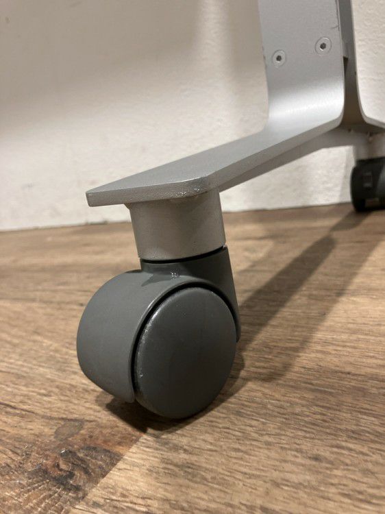 ウチダ（内田洋行）オフィスボードシリーズ 1200脚付ホワイトボード 商品画像4