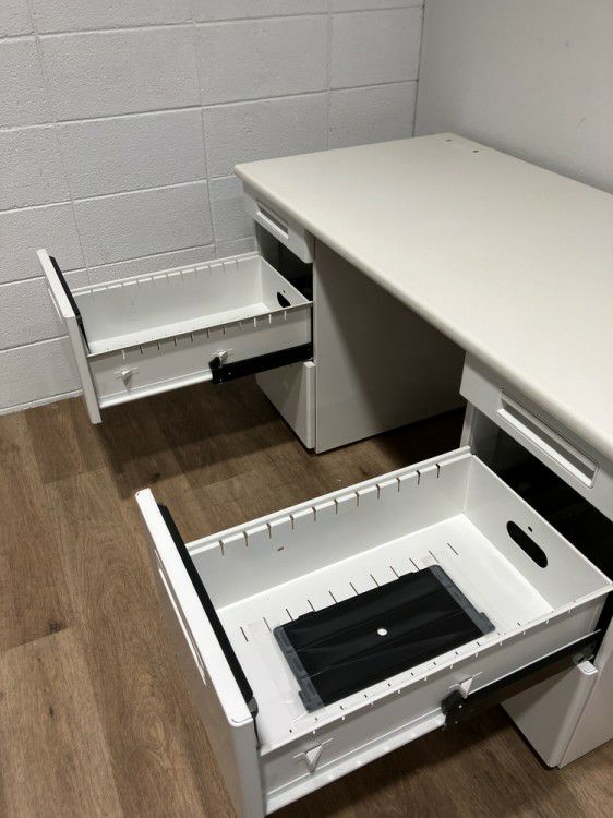 ナイキXEDH型シリーズ 1400両袖デスク 商品画像5