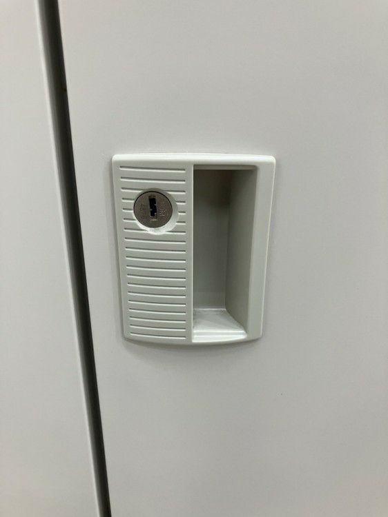 オカムラFZタイプシリーズ 2人用ロッカー 商品画像13