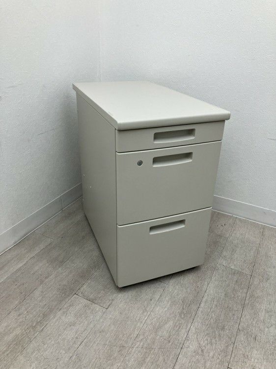 コクヨBS+シリーズ 脇机 商品画像1