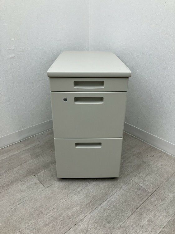 コクヨBS+シリーズ 脇机 商品画像2