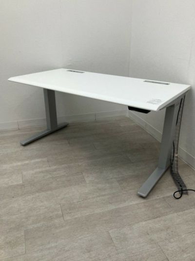 オカムラSwift(スイフト)シリーズ 1350昇降デスク 商品画像1