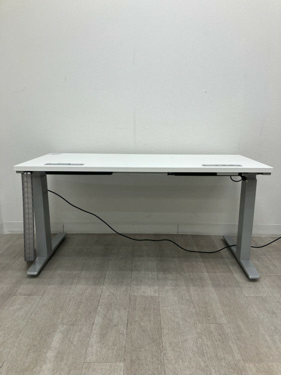 オカムラSwift(スイフト)シリーズ 1350昇降デスク 商品画像4