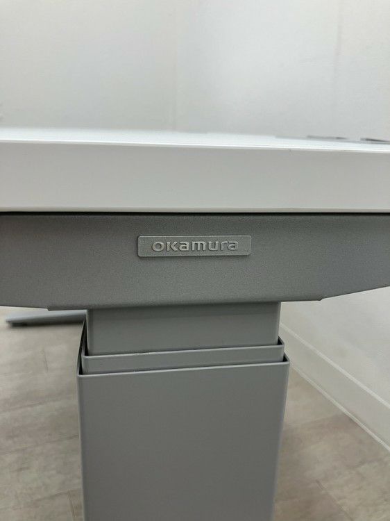 オカムラSwift(スイフト)シリーズ 1350昇降デスク 商品画像9
