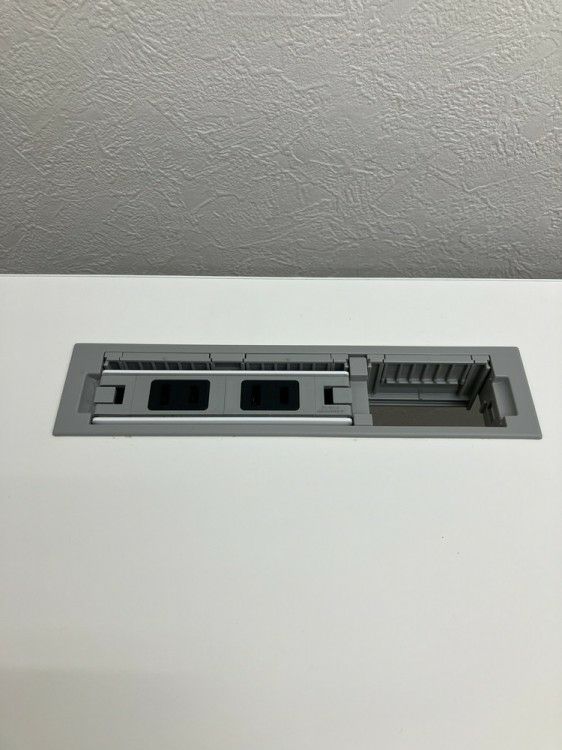 オカムラSwift(スイフト)シリーズ 1350昇降デスク 商品画像12