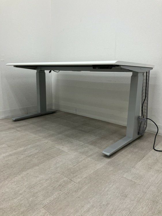 オカムラSwift(スイフト)シリーズ 1350昇降デスク 商品画像17