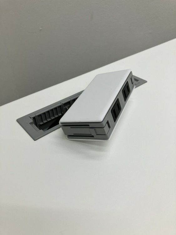 オカムラSwift(スイフト)シリーズ 1350昇降デスク 商品画像24