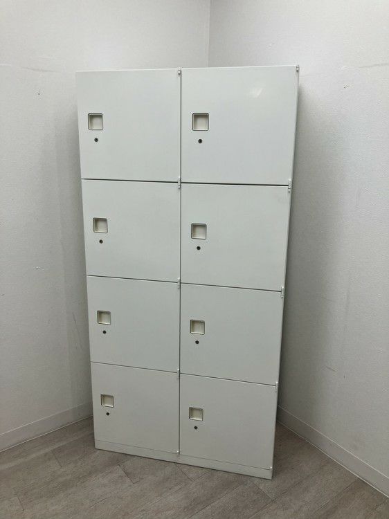 オカムラレクトラインシリーズ 8人用パーソナルロッカー 商品画像1