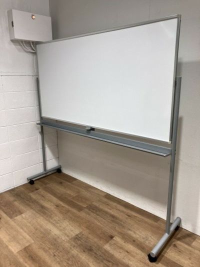 1800脚付ホワイトボード 商品画像1