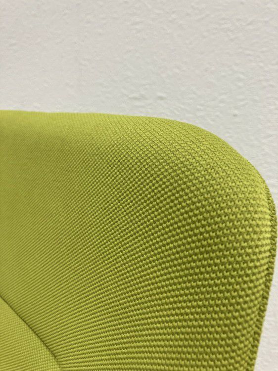 イトーキMOVUシリーズ 肘付モーブチェア 商品画像4