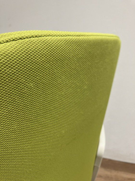 イトーキMOVUシリーズ 肘付モーブチェア 商品画像10