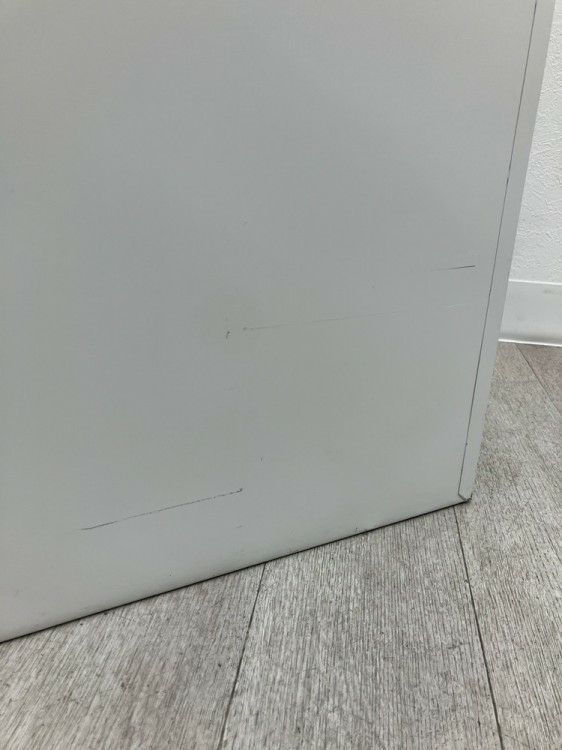 イトーキW型シリーズ 4人用ロッカー 商品画像5