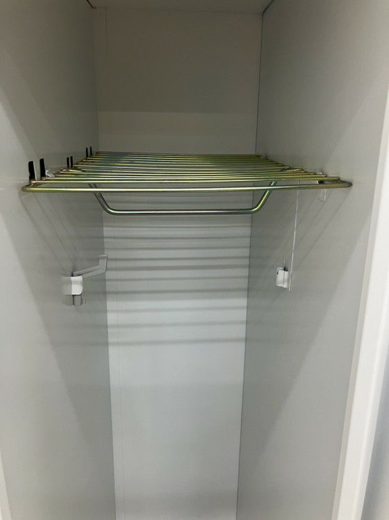 イトーキW型シリーズ 4人用ロッカー 商品画像13