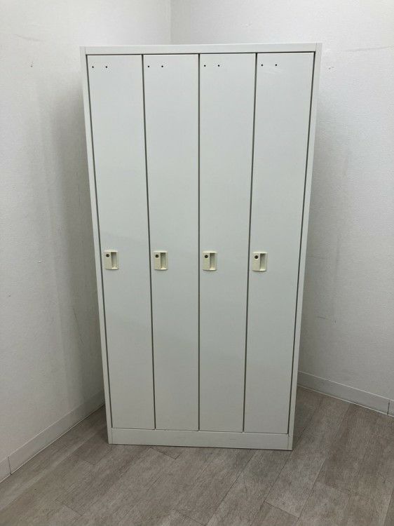 オカムラFZタイプシリーズ 4人用ロッカー 商品画像2