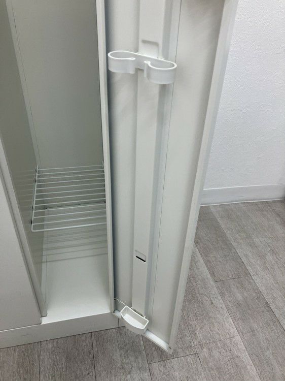 オカムラFZタイプシリーズ 4人用ロッカー 商品画像8