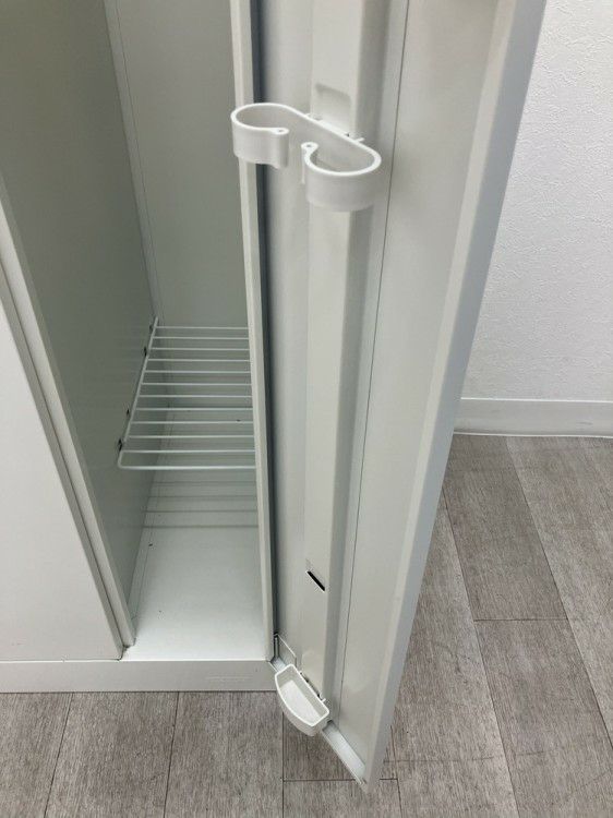 オカムラFZタイプシリーズ 4人用ロッカー 商品画像11