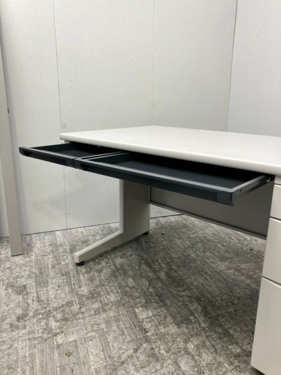 イトーキCZシリーズ 1400片袖デスク 商品画像4