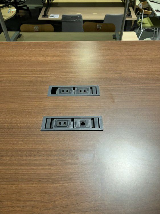 コクヨBT-500シリーズ 1500ミーティングテーブル 商品画像4