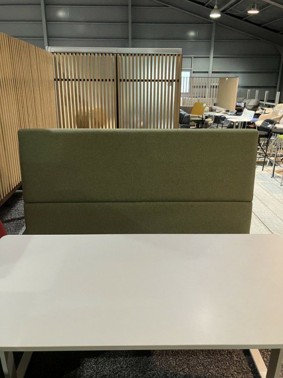 イトーキコア＆セル（CORE & CELL）シリーズ ミーティングブース3点セット 商品画像4