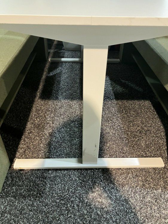 イトーキコア＆セル（CORE & CELL）シリーズ ミーティングブース3点セット 商品画像12