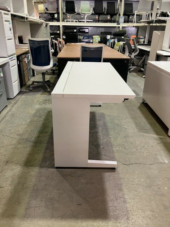 コクヨisシリーズ 1600平デスク 商品画像3