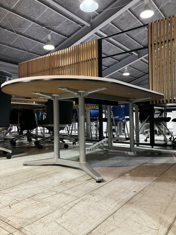 オカムララティオ2シリーズ 2100ミーティングテーブル 商品画像9