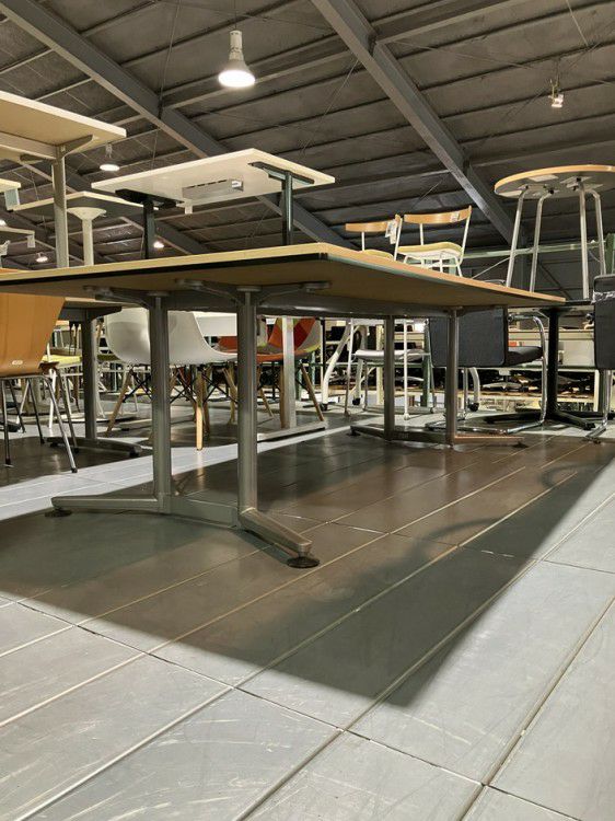 オカムララティオ2シリーズ 2400ミーティングテーブル 商品画像5