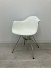 HermanMiller（ハーマンミラー）イームズアームシェルチェア イームズアームシェルチェア 商品画像1