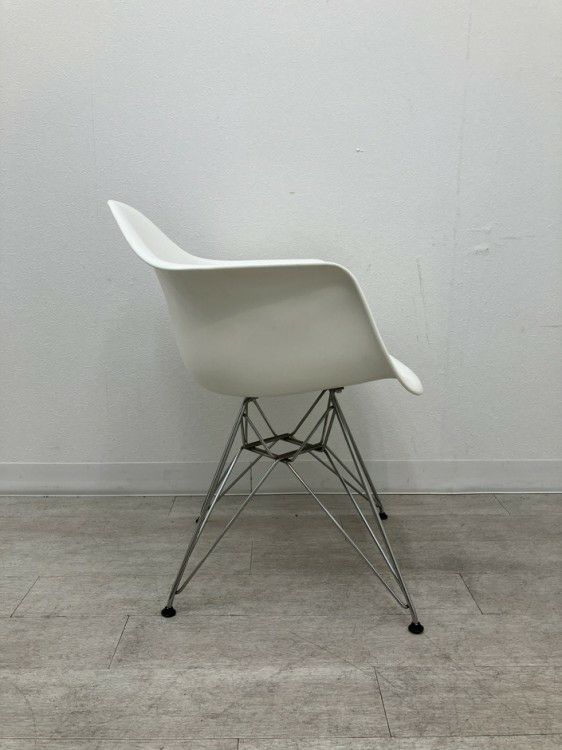 HermanMiller（ハーマンミラー）イームズアームシェルチェア イームズアームシェルチェア 商品画像3