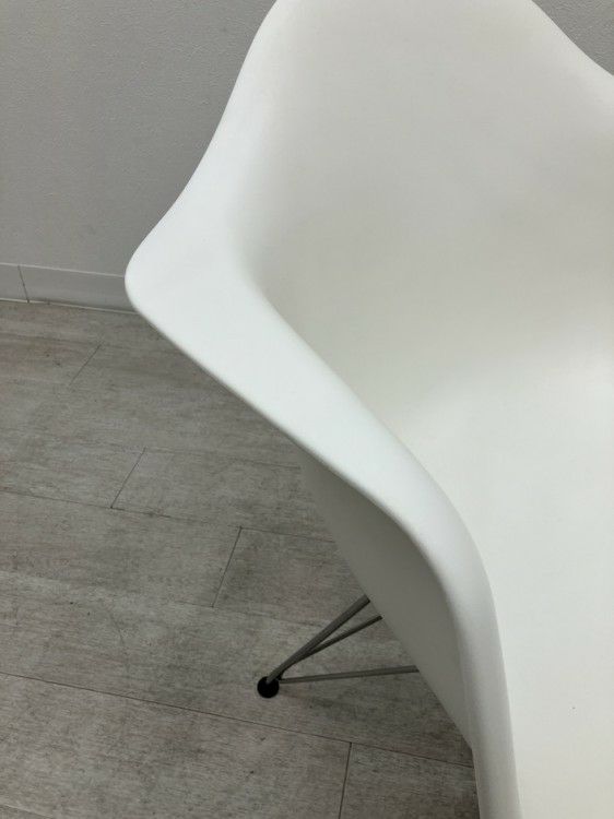 HermanMiller（ハーマンミラー）イームズアームシェルチェア イームズアームシェルチェア 商品画像6