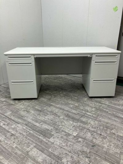 プラス1600両袖デスク 商品画像1