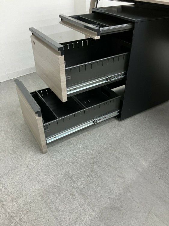 オカムラPROSTAGE（プロステージ）シリーズ 2100L型デスク+ワゴンセット 商品画像10