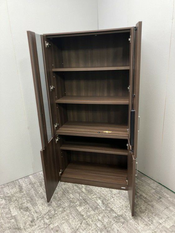 オカムラ役員室用両開き・ガラス両開き書棚 商品画像4