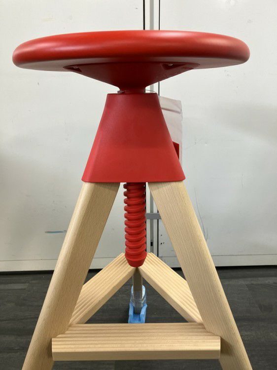 マジス（MAGIS）The wild bunchシリーズ トム＆ジェリーTomハイスツール 商品画像3