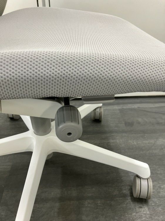 オカムラFluent(フルーエント)チェア フルーエントチェア 商品画像6